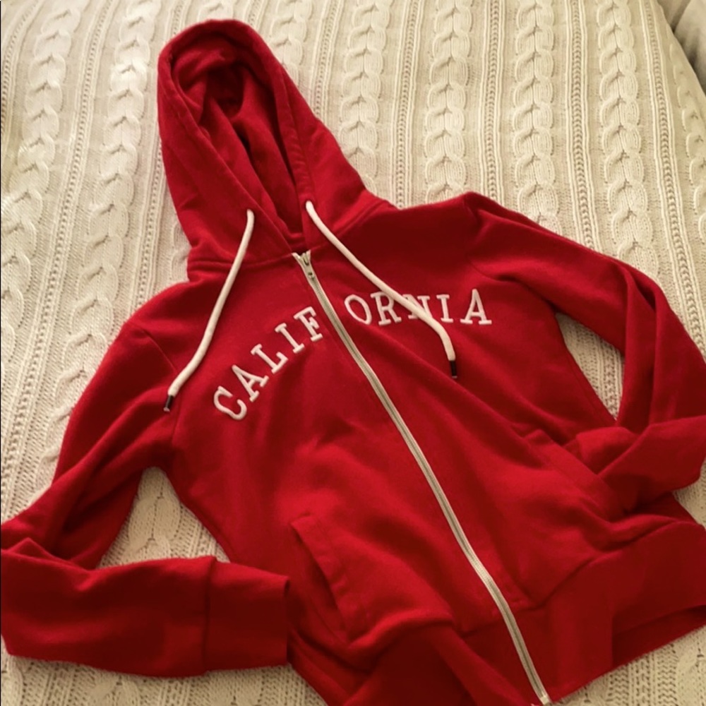 Red California sweatshirt